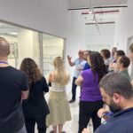 תמונת קהל חדר נקי